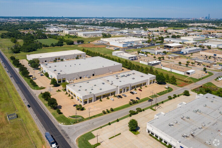 More Photos Of 3600 S MacArthur Blvd, Oklahoma City Light Manufacturing For Lease