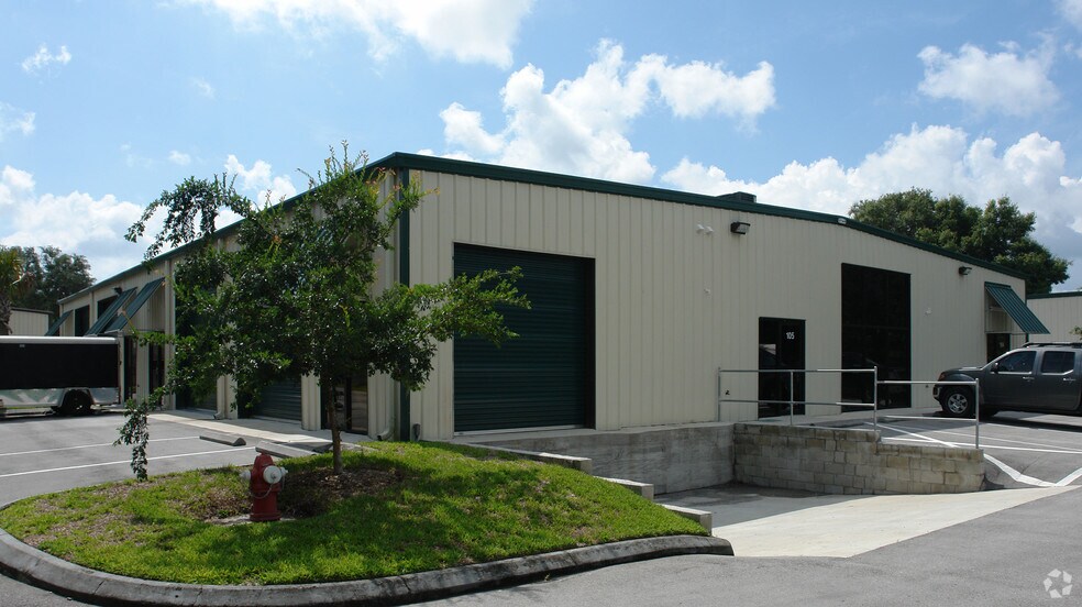 More Photos Of 114 Allgood Cir, Saint Augustine Warehouse For Lease