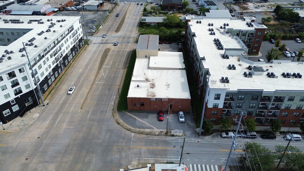 Primary Photo Of 2000 Chestnut St, Chattanooga Light Distribution For Sale