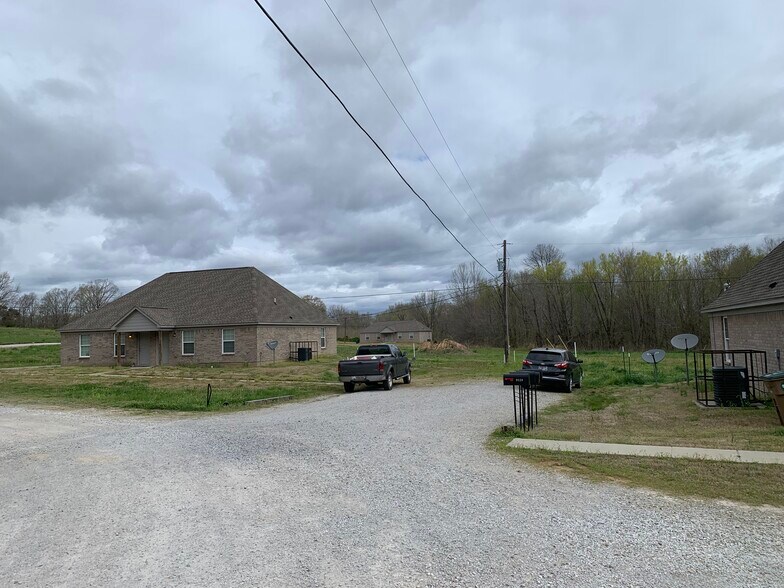 More Photos Of 9120 Feathers Chapel Dr, Somerville Apartments For Sale