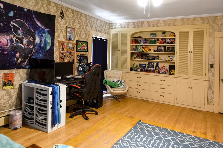 More Photos Of 200 E Vista St, Bisbee Movie Radio TVStudio For Sale