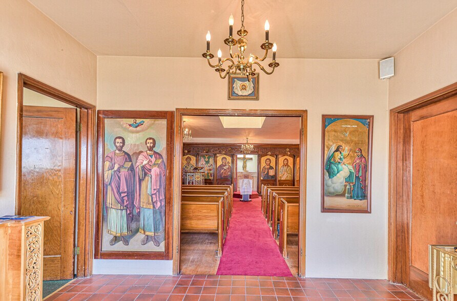 More Photos Of 326 Park St, Salinas Specialty For Sale