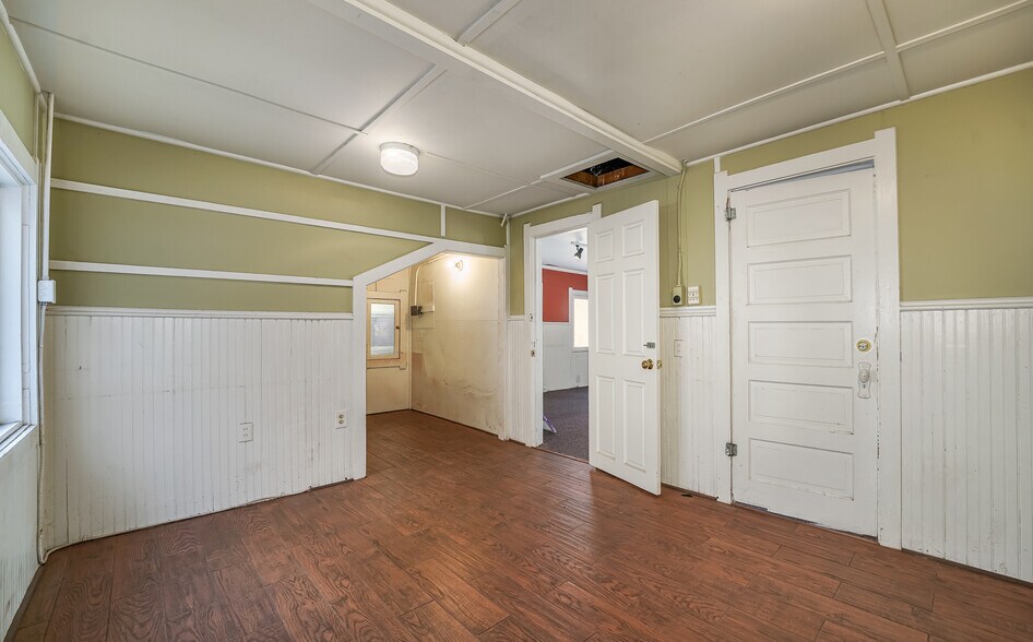 More Photos Of 28235 Hwy 74, Evergreen Loft Creative Space For Sale