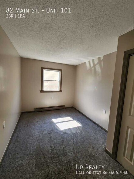 More Photos Of 82 Main St, East Hampton Apartments For Lease