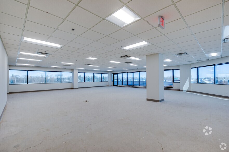 More Photos Of 1300 NE Godward St, Minneapolis Office For Lease