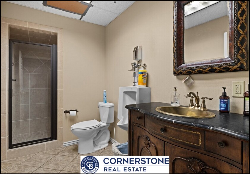 More Photos Of 4075 Cy Ave, Casper General Retail For Sale