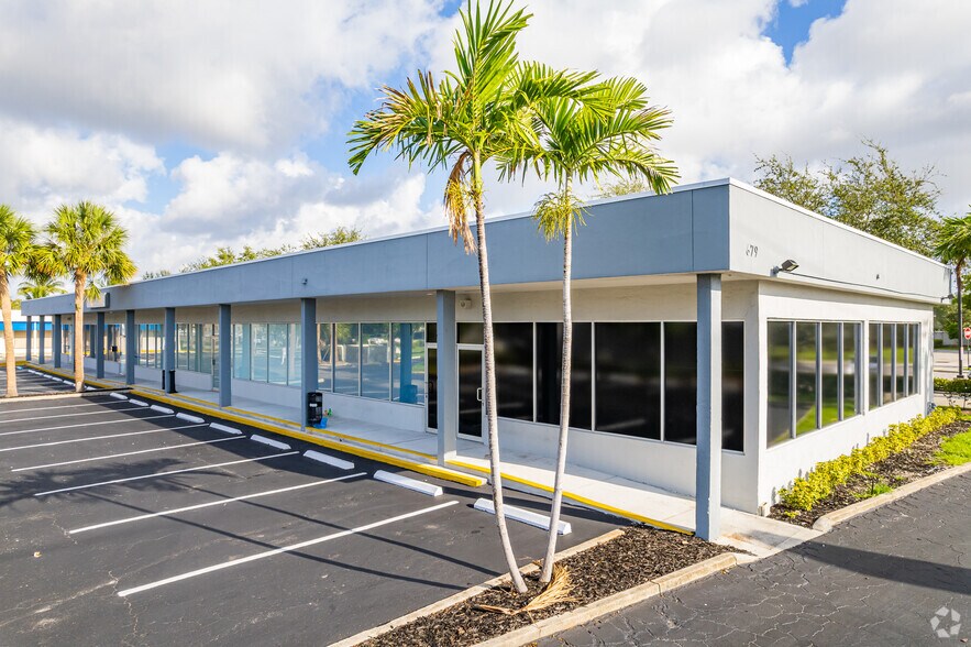 More Photos Of 665-695 S Federal Hwy, Deerfield Beach Unknown For Lease