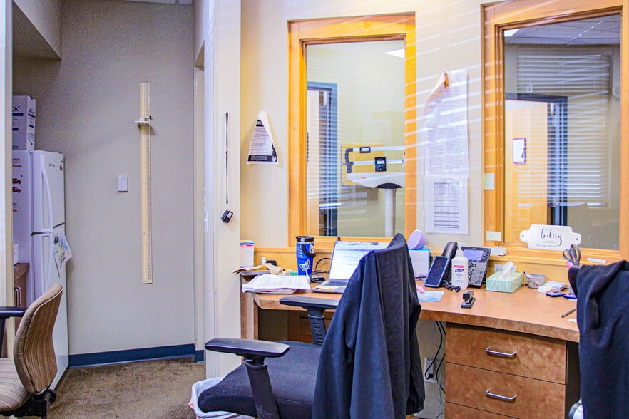 More Photos Of 600 Julian Ln, Arden Medical For Sale