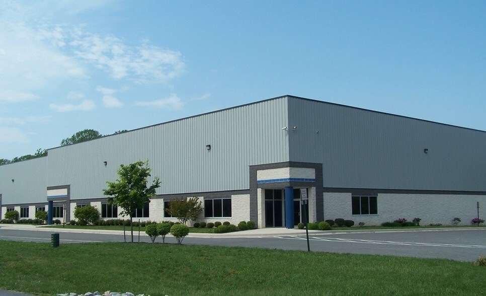 More Photos Of 1140 River Rd, New Castle Warehouse For Lease