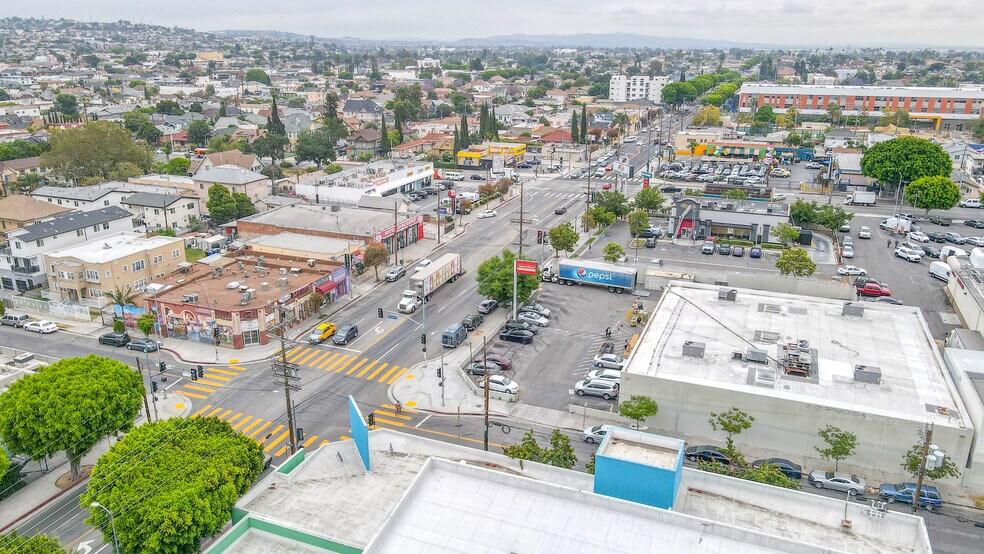 More Photos Of 2315 E 4th St, Los Angeles Freestanding For Sale