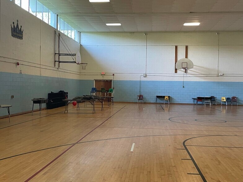 More Photos Of 7400 Olive Blvd, University City Specialty For Sale