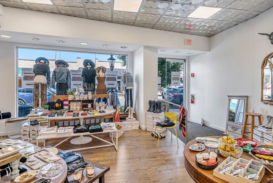 More Photos Of 146 Westwood Ave, Westwood Storefront For Lease