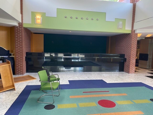 More Photos Of 81 W Ramapo Rd, Garnerville Freestanding For Sale