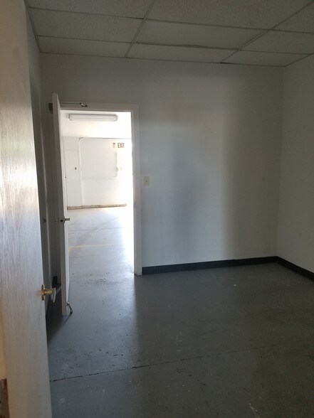 More Photos Of 12805 W Beardsley Rd, Sun City West General Retail For Lease