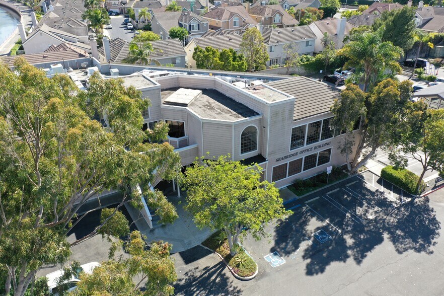 More Photos Of 20042 Beach Blvd, Huntington Beach Loft Creative Space For Sale