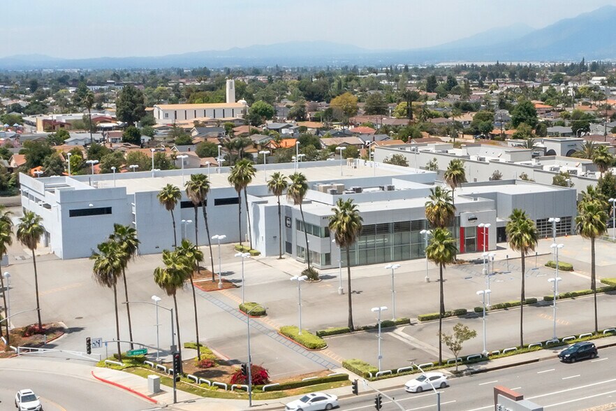 More Photos Of 205 N Citrus Ave, West Covina Auto Dealership For Sale