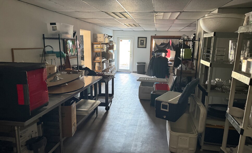 More Photos Of 1205-1217 SE Dixie Cutoff Rd, Stuart Light Distribution For Lease