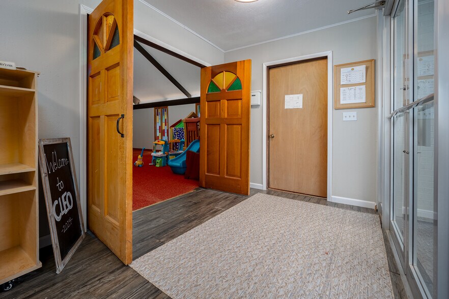 More Photos Of 605 Main st, Velma Religious Facility For Sale