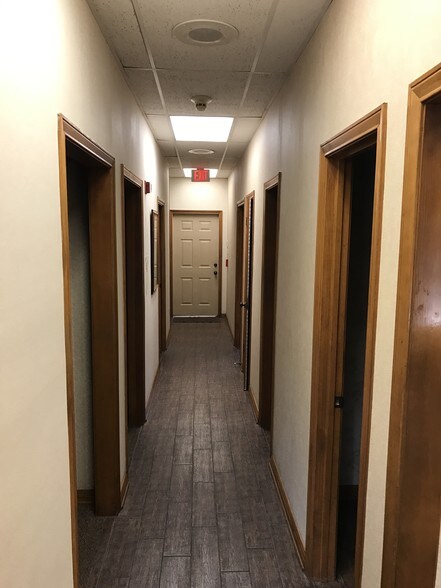 More Photos Of 3560 Delaware St, Beaumont Medical For Sale