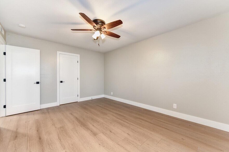 More Photos Of 5364 Garfield Ave, Sacramento Apartments For Sale