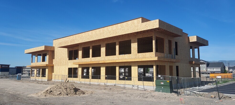 More Photos Of 307 N Geneva Rd, Vineyard Medical For Lease