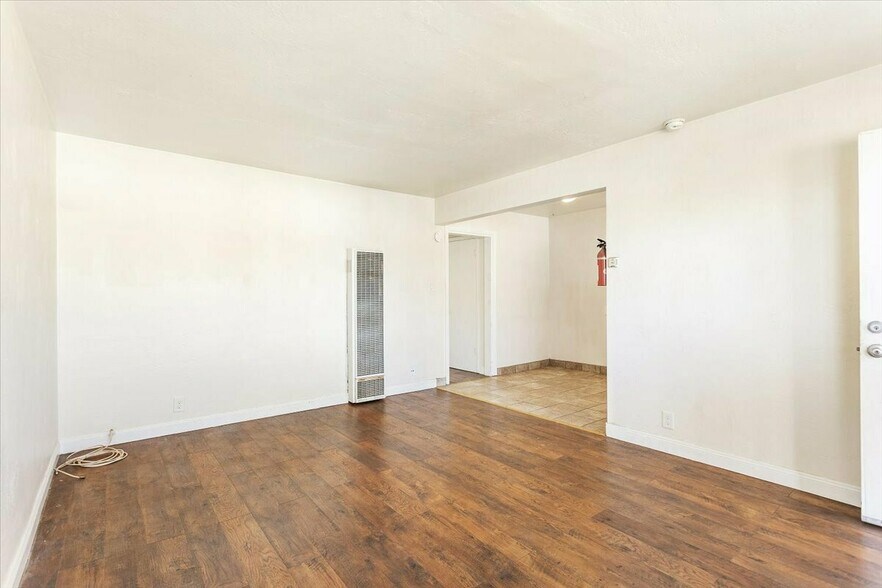 More Photos Of 635 E 15th St, Oakland Apartments For Sale