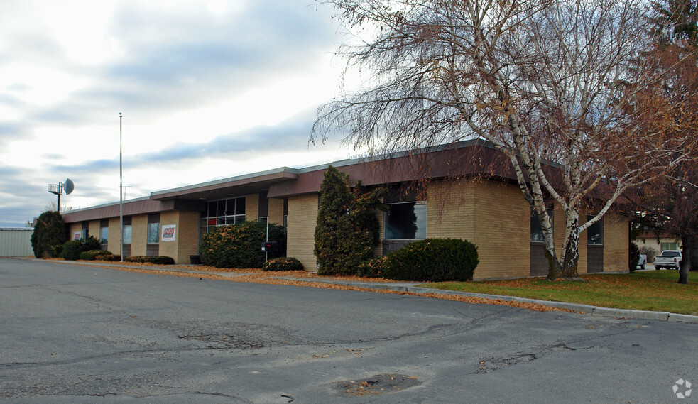 Primary Photo Of 938-942 E Lincoln Rd, Idaho Falls Office For Lease