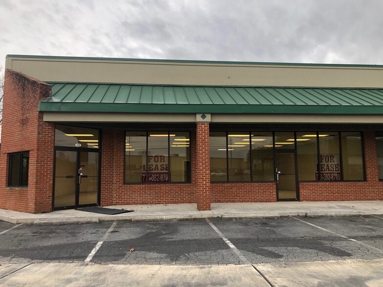 More Photos Of 129 E Felton Rd, Cartersville Office For Lease
