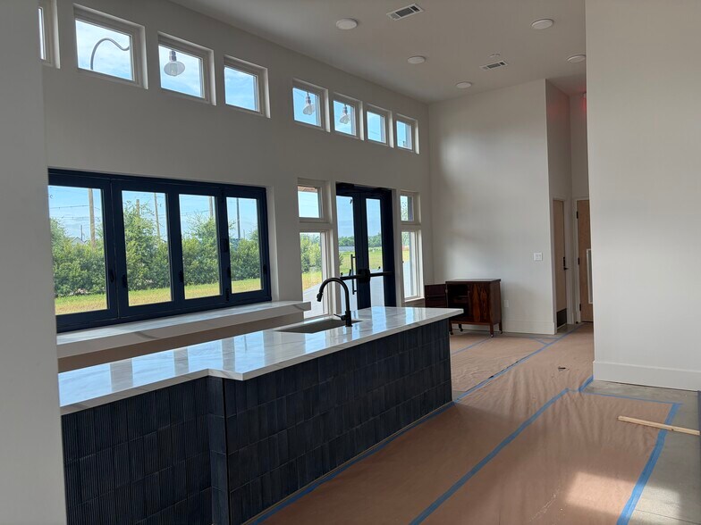 More Photos Of 1241 Mercantile St, Richmond Storefront Retail Residential For Sale