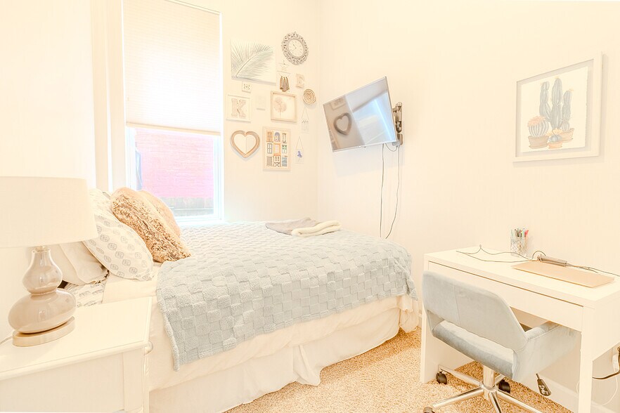 More Photos Of , Pittsburgh Multifamily For Sale