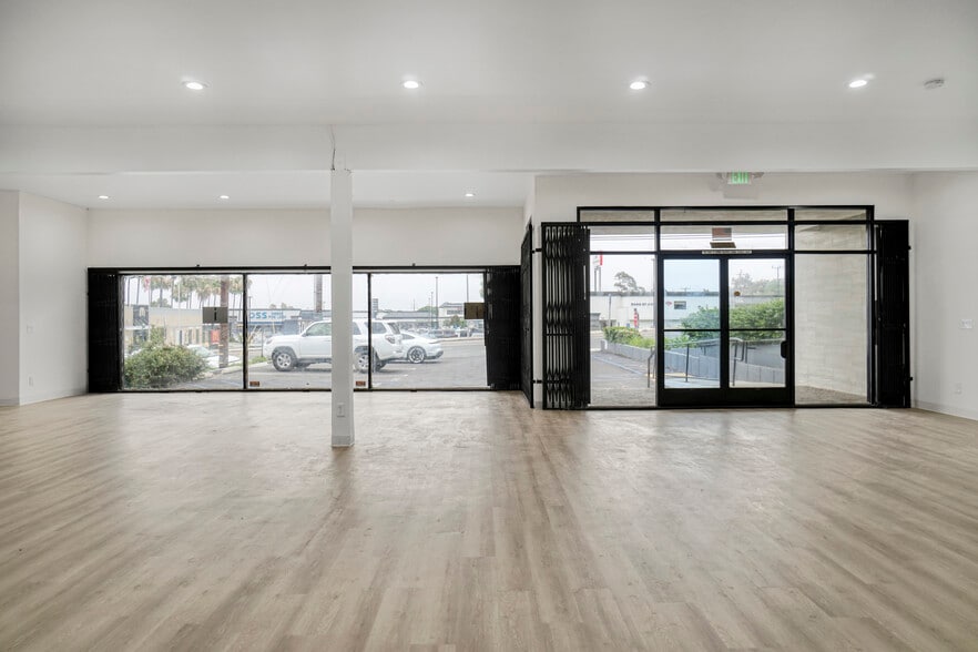 More Photos Of 29413 S Western Ave, Rancho Palos Verdes Freestanding For Lease