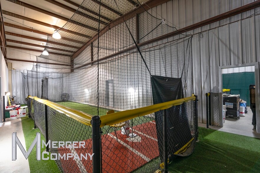 More Photos Of 3984 N US Highway 287, Alvord Warehouse For Sale