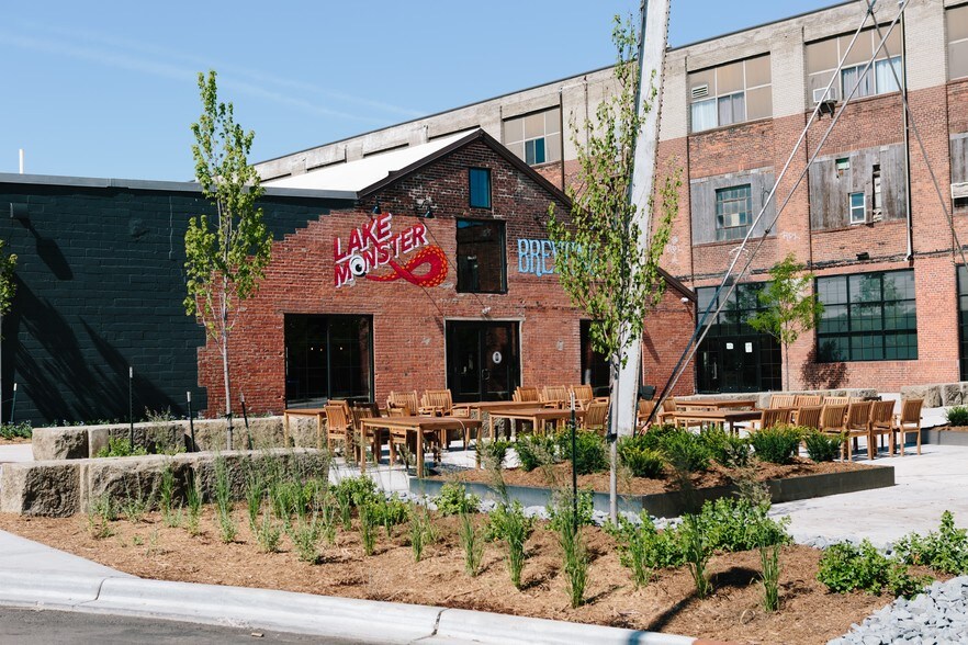 More Photos Of 550 Vandalia St, Saint Paul Loft Creative Space For Lease