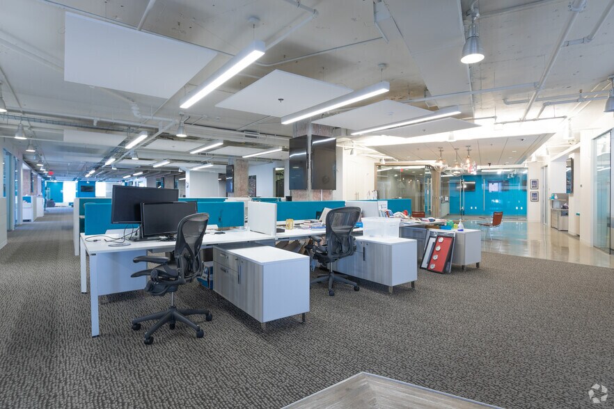 More Photos Of 1025 Connecticut Ave NW, Washington Office For Lease