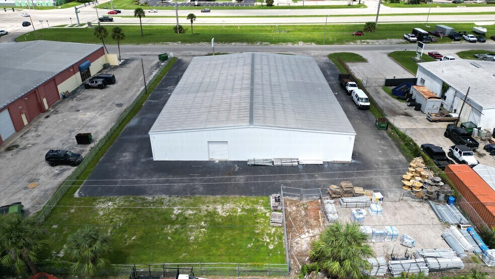 More Photos Of 1129 Tamiami Trl, Port Charlotte Warehouse For Sale