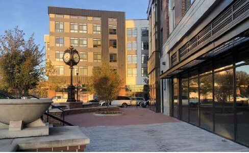 More Photos Of 444 S Pickett St, Alexandria Assisted Living For Lease