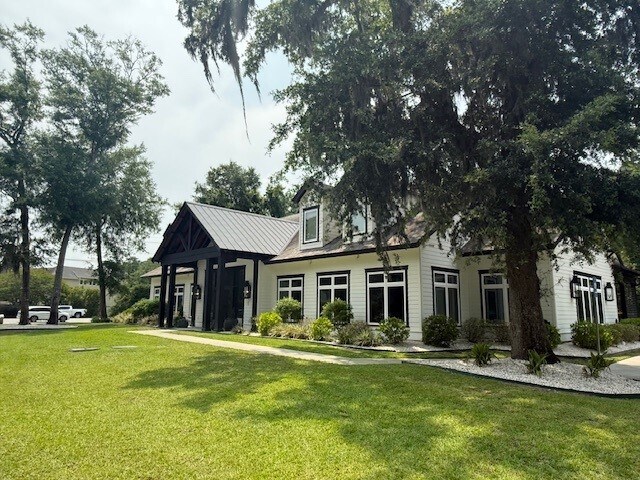 Primary Photo Of 109 Bryan Woods Rd, Savannah Office Residential For Lease