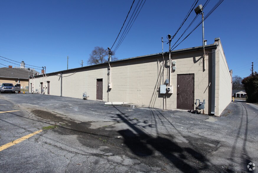 More Photos Of 3336 Vineville Ave, Macon-Bibb Unknown For Lease