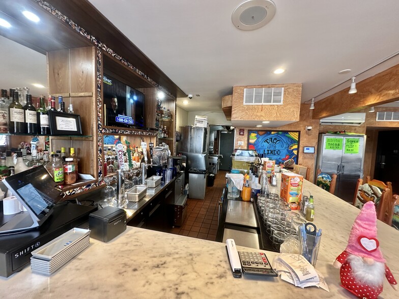 More Photos Of 8188 Highway 65 NE, Spring Lake Park Restaurant For Sale