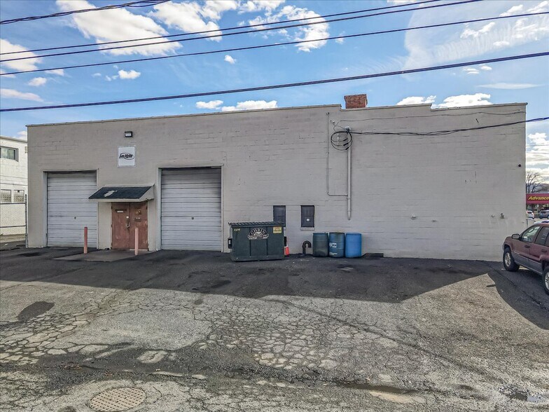 More Photos Of 2115 Union Blvd, Allentown Auto Repair For Sale