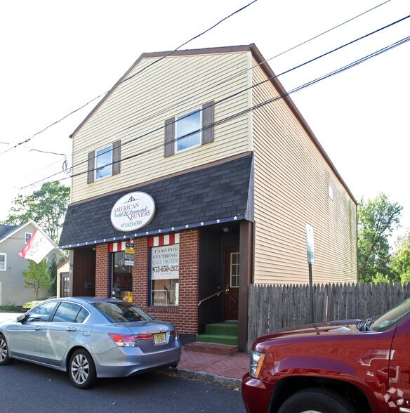 More Photos Of 10 Main St, Hamburg Storefront Retail Residential For Lease