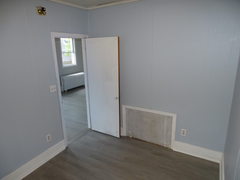 More Photos Of 519 Rock St, Shamokin Storefront Retail Residential For Sale