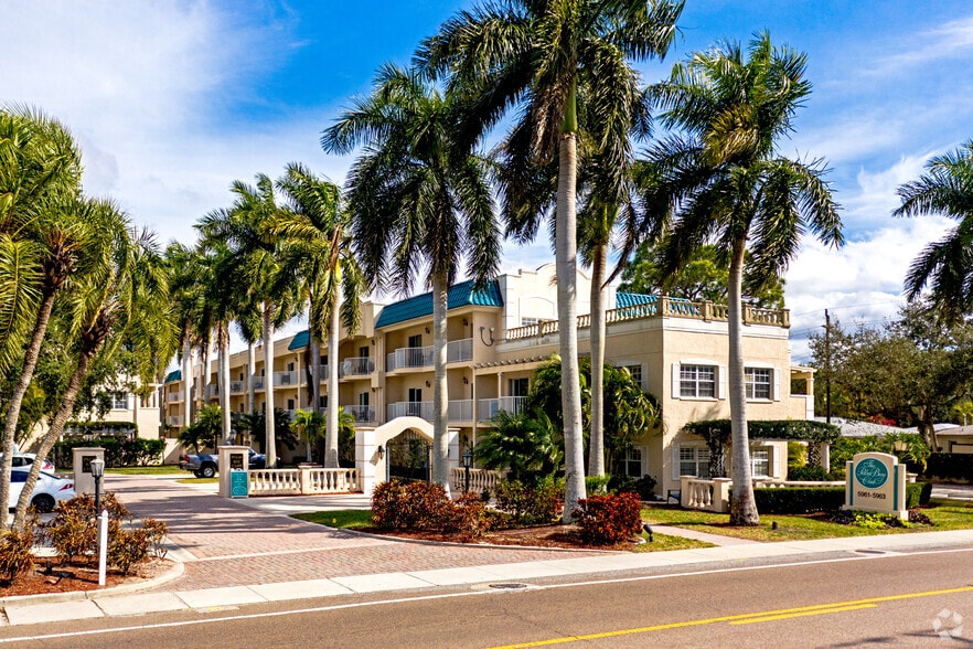 More Photos Of 5966 Midnight Pass Rd, Sarasota Hotel For Sale