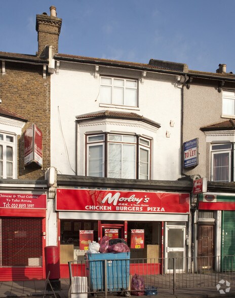 More Photos Of 9 Burnt Ash Hl, London Storefront For Sale