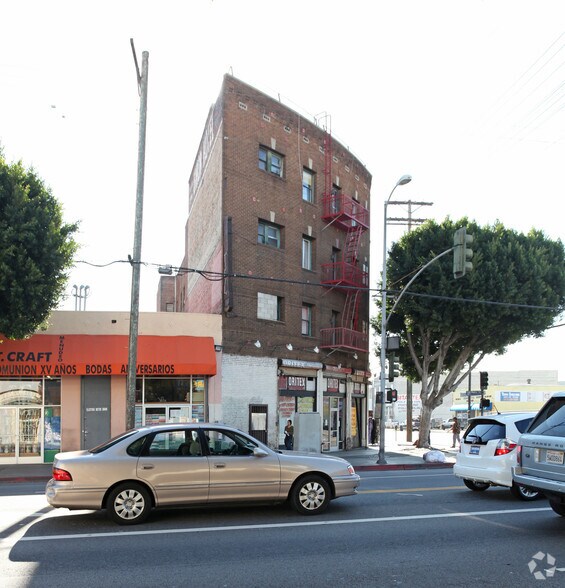 More Photos Of 705 E 9th St, Los Angeles Light Manufacturing For Sale