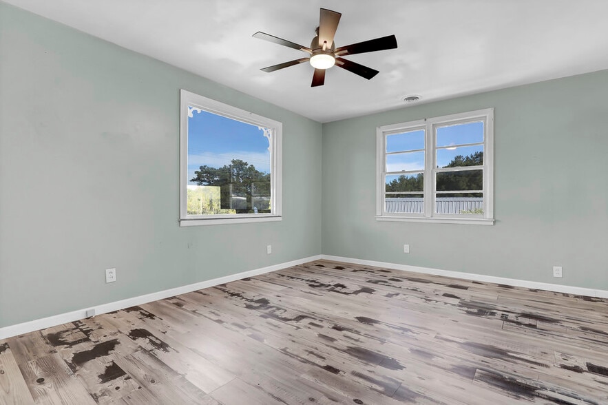 More Photos Of 892 Hwy 210, Holly Ridge Freestanding For Sale