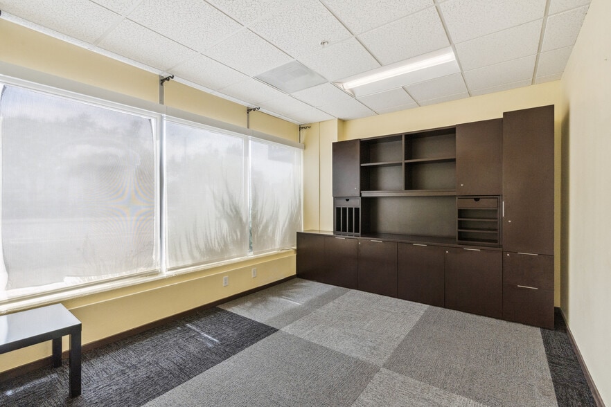 More Photos Of 1600-1630 Geary Blvd, San Francisco Medical For Sale