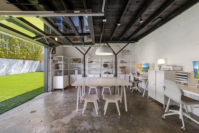 More Photos Of 1630 Aviation Blvd, Redondo Beach Loft Creative Space For Sale