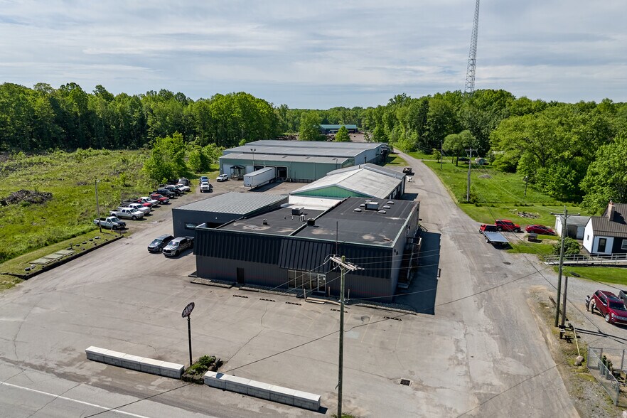 More Photos Of 7464 Sharon Mercer Rd, Mercer General Retail For Sale
