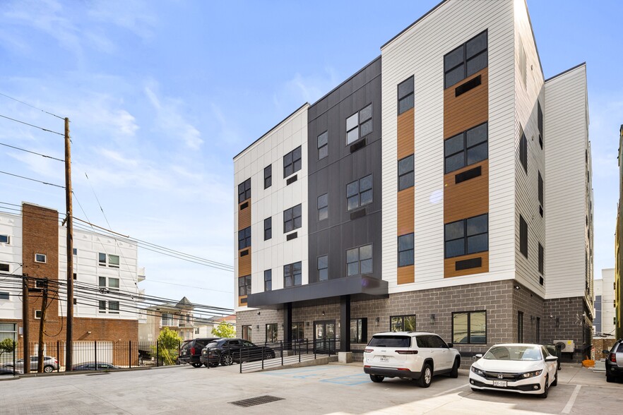 More Photos Of 50-56 Norfolk St, Newark Apartments For Lease